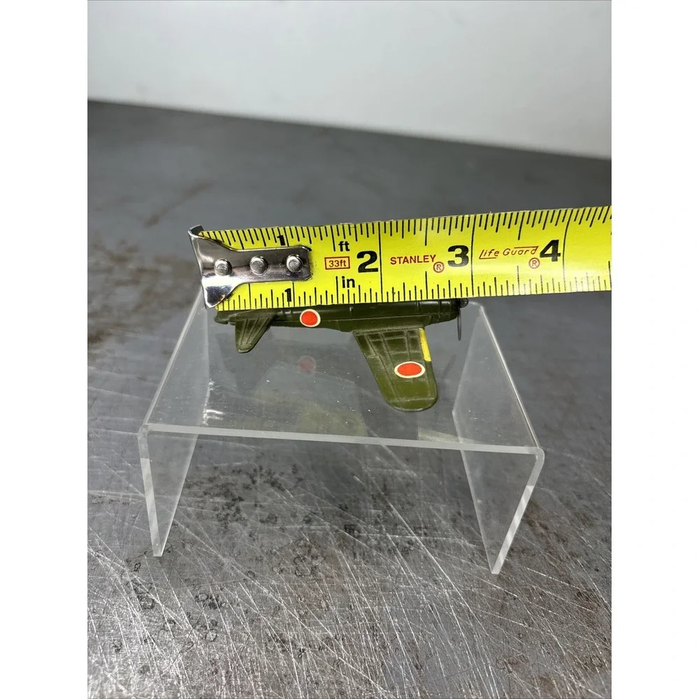 In Air Die Cast‎ Flyers Mitsubishi Zero 1/100 Scale  BOMBER AIRPLANE